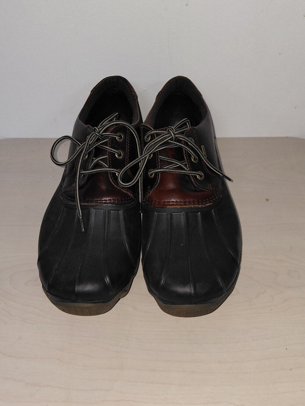 Sperry's Men's Two-Tone Black and Brown Casual Duck Shoe Size 11